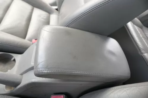 VW Passat 3BG Mittelarmlehne Armlehne Fach Lehne Mittelkonsole Leder grau flanel