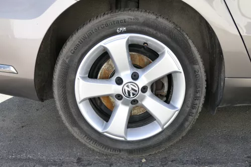 Passat 3C Golf Alufelgen Winterrreifen 205/55 R16 91H KBA 47876 3C1071496C 6-7mm (129938)