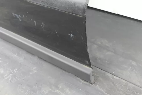 VW Passat 3B 3BG Kombi + Limo Tür vorne links Fahrertür schwarz LC9Z metallic me (130107)