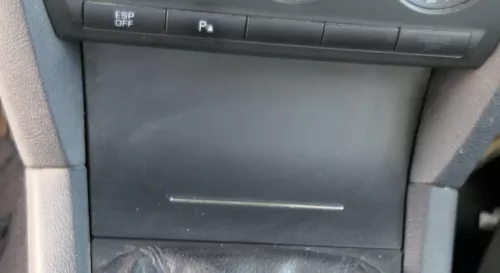 Skoda Octavia 1Z Aschenbecher Zigarettenanzünder vorne 1Z1857762