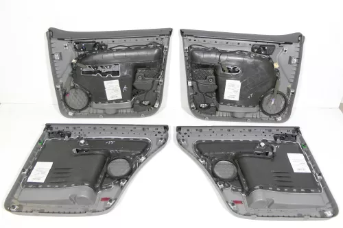 VW Touran 4x Türverkleidung Verkleidung Tür vorne +hinten links grau (130522)