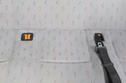 VW T4 Sitze hinten Sitz Rückbank 3-er (Multivan Caravelle) Rücksitzbank (130590)