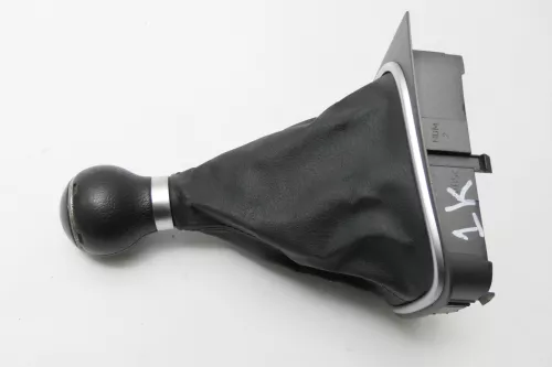 VW Golf 5 Schaltknauf Schaltsack Schaltung Schaltknüppel original 5-Gang 1K07111 (130714)