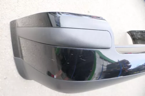VW Passat 3BG Kombi Stoßstange hinten Heckstoßstange Stoßfäng schwarz L041 (130801)