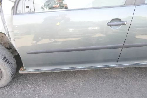 VW Golf 5 V 1K Tür vorn links Fahrertür 4/5-Türer grau grün LA6Q NUR TÜRBLATT