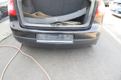 VW Golf 5 1K Limousine Stoßstange hinten Heckstoßstange schwarz LC9Z me