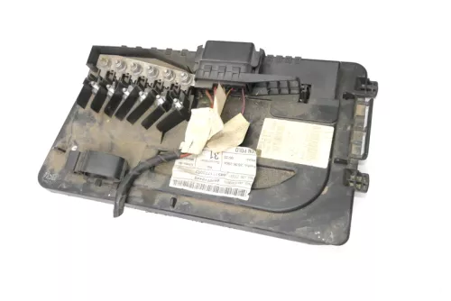 VW Polo 9N 9N3 Ibiza Kasten Abdeckung Batterie Sicherungsträger Sicherung Fabia (140730)