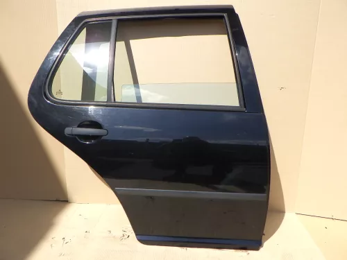 VW Golf 4 Limousine Tür hinten rechts schwarz L041 black uni (KEINkombi)