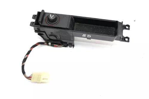 Audi A4 B5 8D Zigarettenanzünder vorne Anzünder 8D0863284C