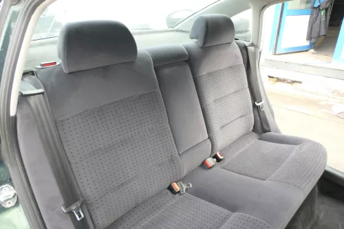 Passat 3B Limousine Sitz Rückbank Rücksitzbank Sitzfläche Sitze Velour klappbar (141370)
