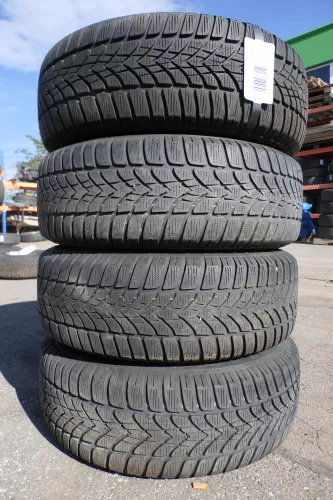 VW Golf 6 Caddy 2K 195/65 R15 91T Winterreifen M+S Felgen Reifen M&S ca. 5-6mm (141740)