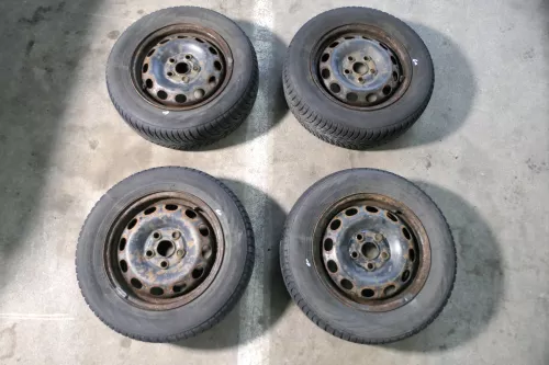 VW Sharan 7M Alhambra Winterreifen M&S Reifen Felgen 195/65 R15 95T  XL 6mm