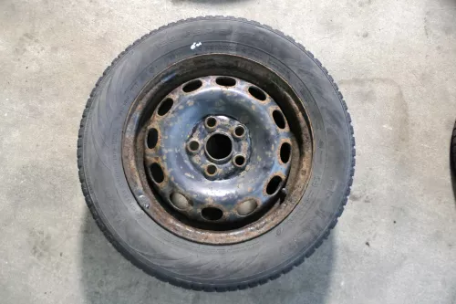 VW Sharan 7M Alhambra Winterreifen M&S Reifen Felgen 195/65 R15 95T  XL 6mm (141767)