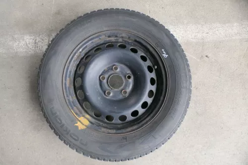 VW Golf 6 Caddy 2K 195/65 R15 91T Winterreifen M+S Felgen Reifen M&S ca.6-7mm X (141772)