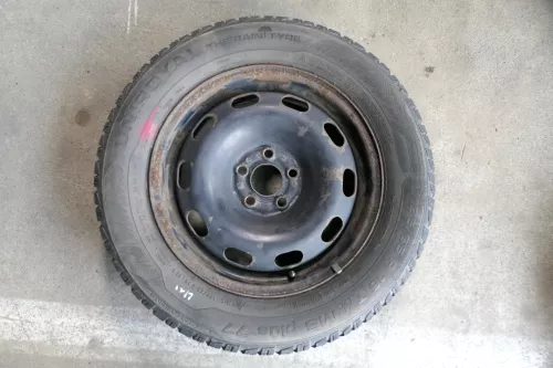 4x VW Golf 4 Bora 195/65 R15 91T Winterreifen M+S Reifen 6jx15H2 ET38 ca. 4-5mm (141774)