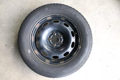 4x VW Golf 4 Bora 195/65 R15 91T Winterreifen M+S Reifen 6jx15H2 ET38 ca. 5 mm (141777)