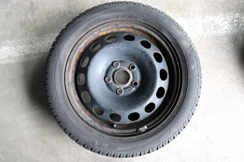 VW Passat 3C Golf Reifen Winterrreifen M&S 205/55 R16 91H Felgen ca. 7mm (141786)