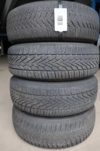 Audi A4 B5 A6 4B Passat 3BG Felgen Reifen Winterreifen M+S 195/65 R15 91T 5-7mm (141788)