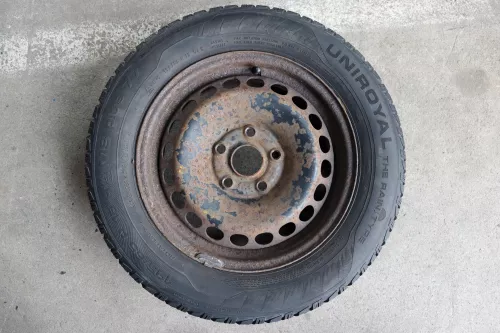 Audi A4 B5 A6 4B Passat 3BG Felgen Reifen Winterreifen M+S 195/65 R15 91T 4-6mm (141791)