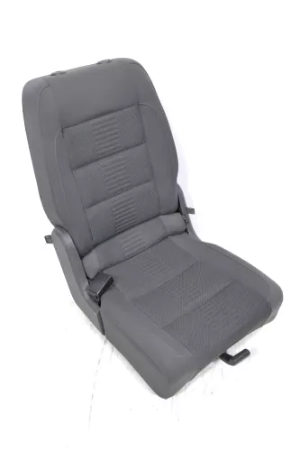 VW Touran Sitz hinten links (hintern Fahrersitz) Rücksitz Isofix