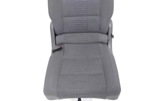 VW Touran Sitz hinten links (hintern Fahrersitz) Rücksitz Isofix (141812)
