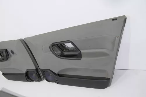 VW Polo Kombi ab Bj.2000 Türverkleidung Verkleidung Tür vorne links hinten Facel (141897)