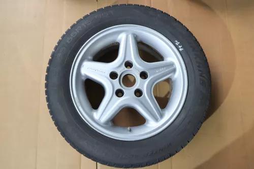 Audi A4 A6 Alufelgen 195/65 R15 Winterreifen Reifen pininfarina BBS 6-7mm (142046)