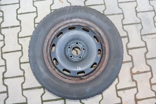 VW Golf Touran Felgen Winterreifen M&S Reifen 195/65 R15 91H 1K0601025C 6-7mm (142239)