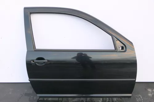 VW Golf 4 Tür vorne rechts Beifahrertür 2/3-Türer schwarz L041 uni