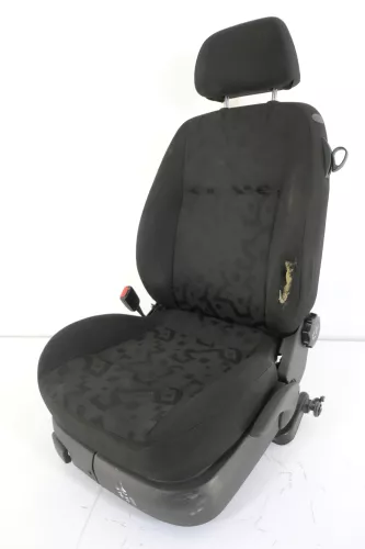 VW Golf 4 Bora Sitz vorne links Fahrersitz 2/3-Türer klappbar