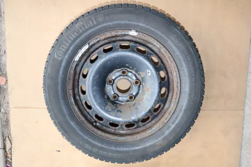 2x VW Sharan 7M Alhambra Winterreifen M&S Reifen Felgen 205/60R16 96H 6-7mm (142423)