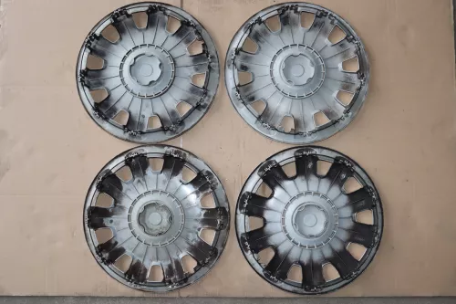 original 4 Stück VW Bora Golf 4 Radkappe Radzierkappe 15 Zoll 1J0601147P IIII (142483)