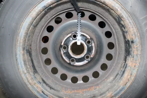 Audi A4 B5 A6 4B Passat 3B 3 Felgen Reifen Winterreifen M+S 195/65 R15 91T 4-7mm (142512)