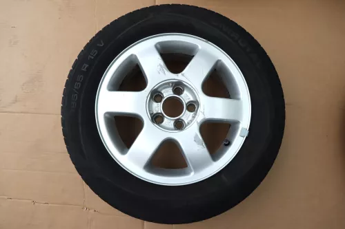 Audi A3 8L Alufelgen Reifen Felgen 195/65 R15 Sommerreifen M+S 8L060125F   3-4mm (142562)