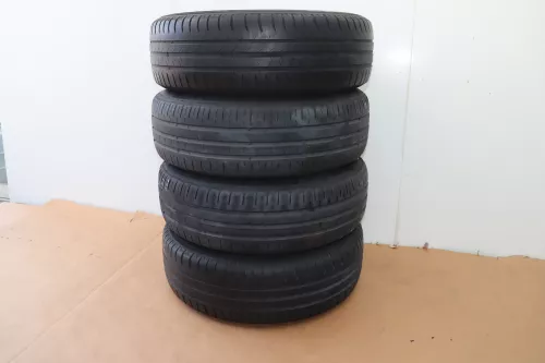 Audi A3 8L Alufelgen Reifen Felgen 195/65 R15 Sommerreifen 8L0601025P 3-4mm (142569)