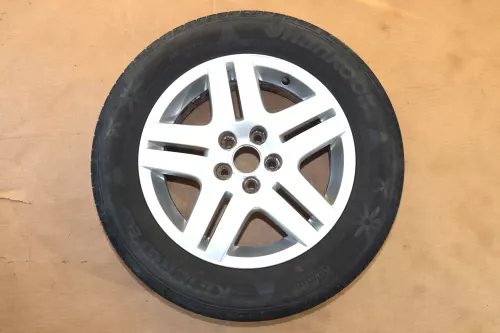 VW Golf 4 Bora Beetle Alufelgen Felgen 195/65 R15 Sommerreifen 1J0601025Q 2-4mm (142580)