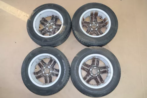 VW Golf 4 Bora Beetle Alufelgen Felgen 195/65 R15 Sommerreifen 1J0601025Q 2-4mm (142580)