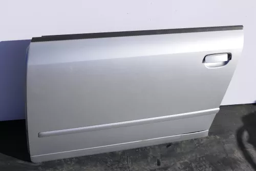 Audi A4 B6 8E nur Türblatt Tür vorne links Fahrertür silber grau LY7W Kombi&Limo (144235)