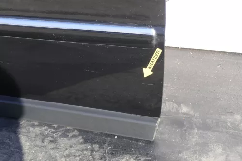 VW Passat 3B 3BG Kombi + Limo Tür vorne rechts Beifahrertür schwarz LC9Z black d (144237)