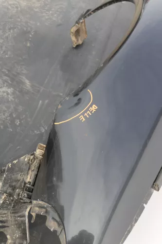 Audi A4 B5 (bis caMitte1999 Bild vergleic) Kotflügel vorne rechts schwarz LZ9U K (144244)