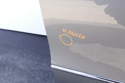 VW Passat 3C Kombi oder Limo Tür vorne rechts Beifah grau LA7T OHNE Anbauteil (144550)