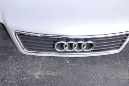 Audi A6 4B Motorhaube Klappe vorn (bis ca. Ende 2001) silber Haube Grill (144680)