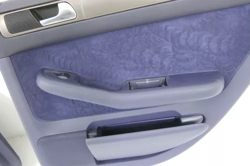 Audi A6 4B Türverkleidung Verkleidung Tür hinten links + rechts blau Velour (144888)