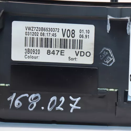 VW Passat 3BG Tacho Tachometer Kombiinstrument 3B0920847E Diesel TDI 2,5 168.000 (145469)