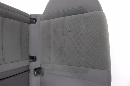 VW Golf 5 V Sitz Sitze hinten Rückbank Rücksitzbank 3 Punkt Lehne Ski durchrei (145578)