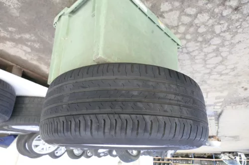 Audi A6 4F Alufelgen original 225/55 R16 Y XL 4F0601025AJ Sommer 3-6mm (145601)