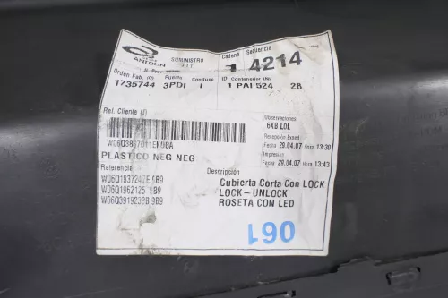 1x VW Polo 9N Türverkleidung Verkleidung Tür vorne links 2/3-Türer Fahrertür (145742)