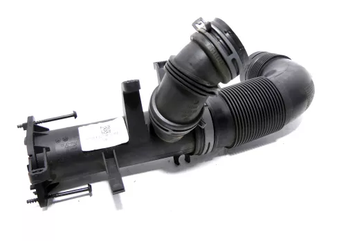 VW Touran Eos Passat Verbindungsrohr Rohr Druckrohr Leitung Stutzen (146017)