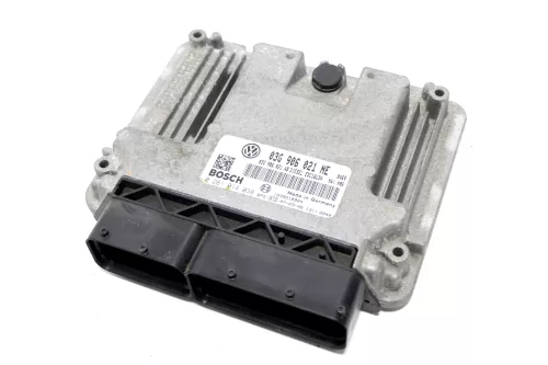 VW Touran Steuergerät 1.9 TDI 77kw 105PS BLS Motor 03G906021NE