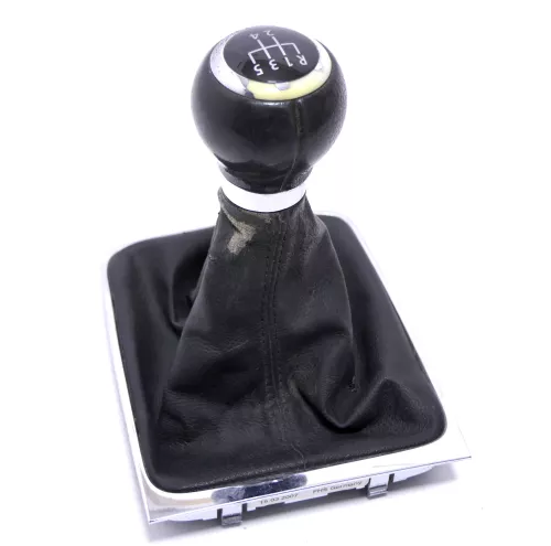 VW Passat 3C 5-Gang Schaltknauf Schaltsack Schaltung Schaltknüppel original Scha (146169)